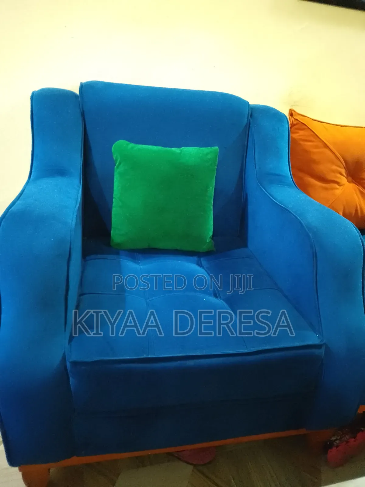 Sofaa Qonjoo Yizet Lay Yalee