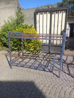 ተደራራቢ አልጋዎች