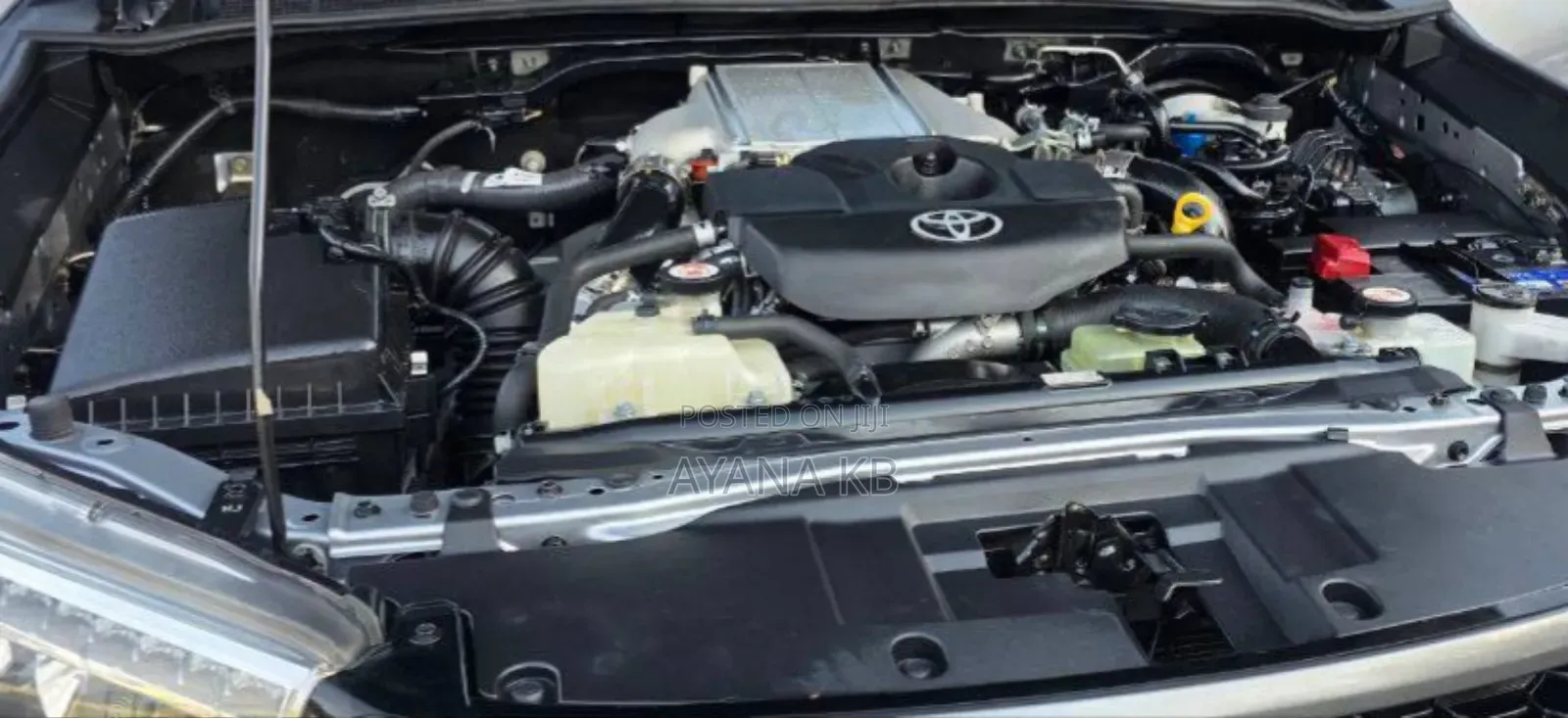 Toyota Hilux 2020 Gray