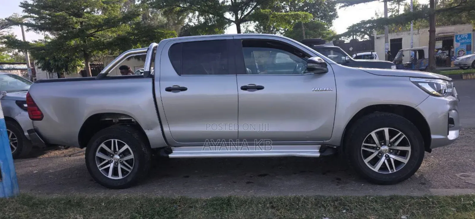 Toyota Hilux 2020 Gray