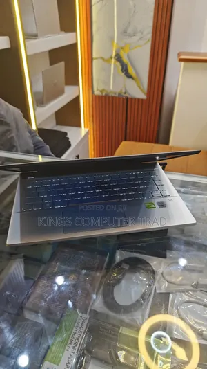 New Laptop HP Pavilion 14 16GB Intel Core I7 SSD 512GB