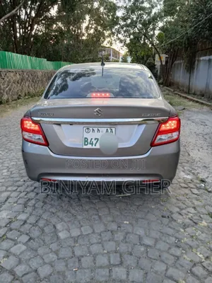 Suzuki Dzire 2022 Silver