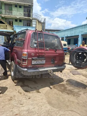 Toyota Land Cruiser 90 1997 Red