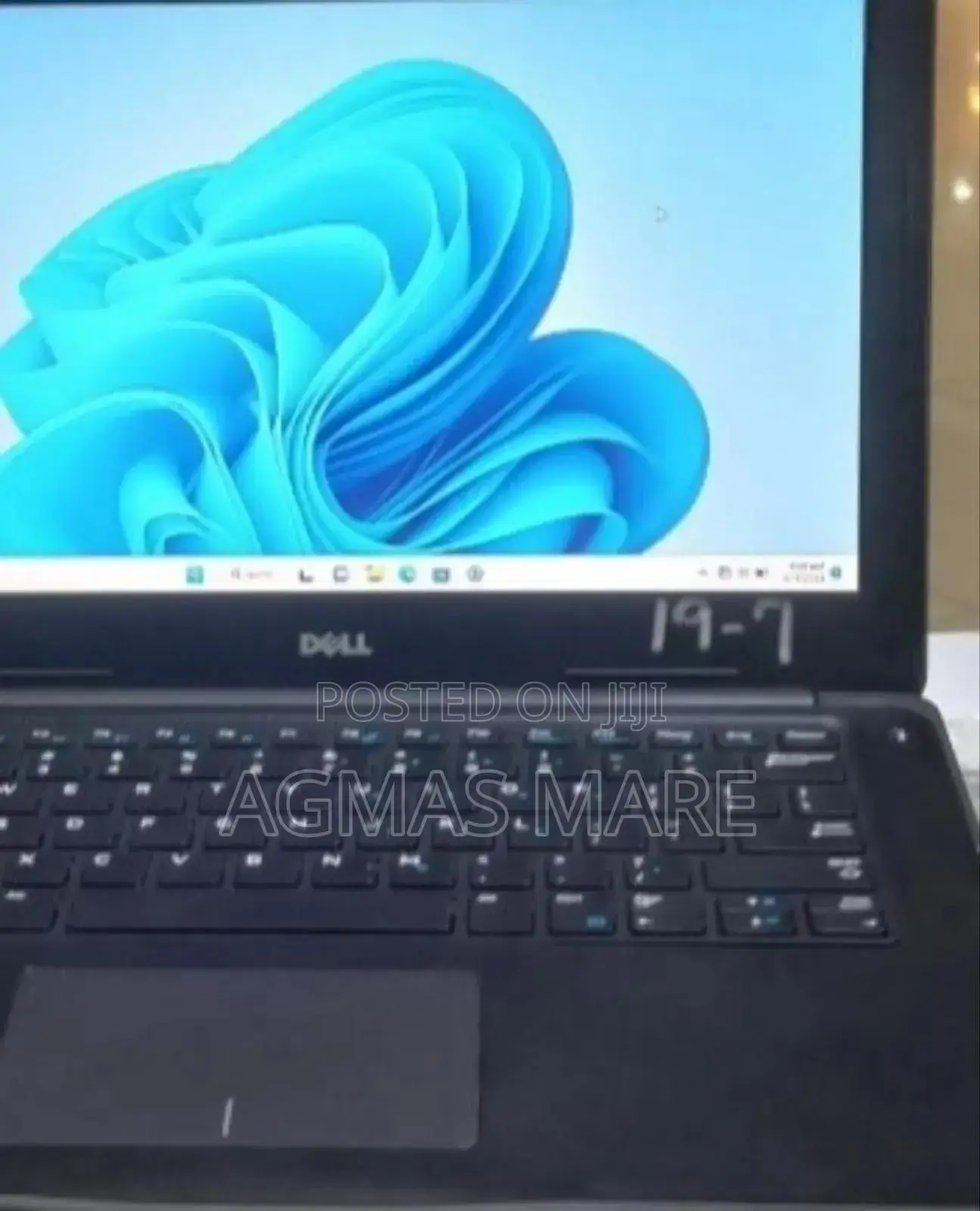 New Laptop Dell Latitude 3380 8GB Intel Core i5 SSD 256GB