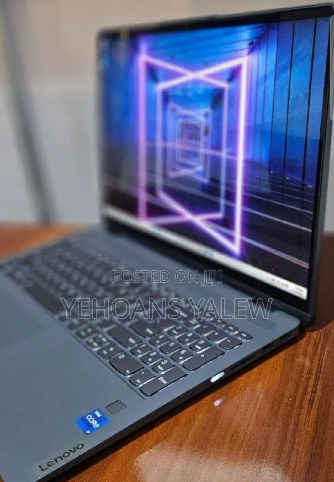 New Laptop Lenovo Yoga 7i 16GB Intel Core I7 SSD 512GB