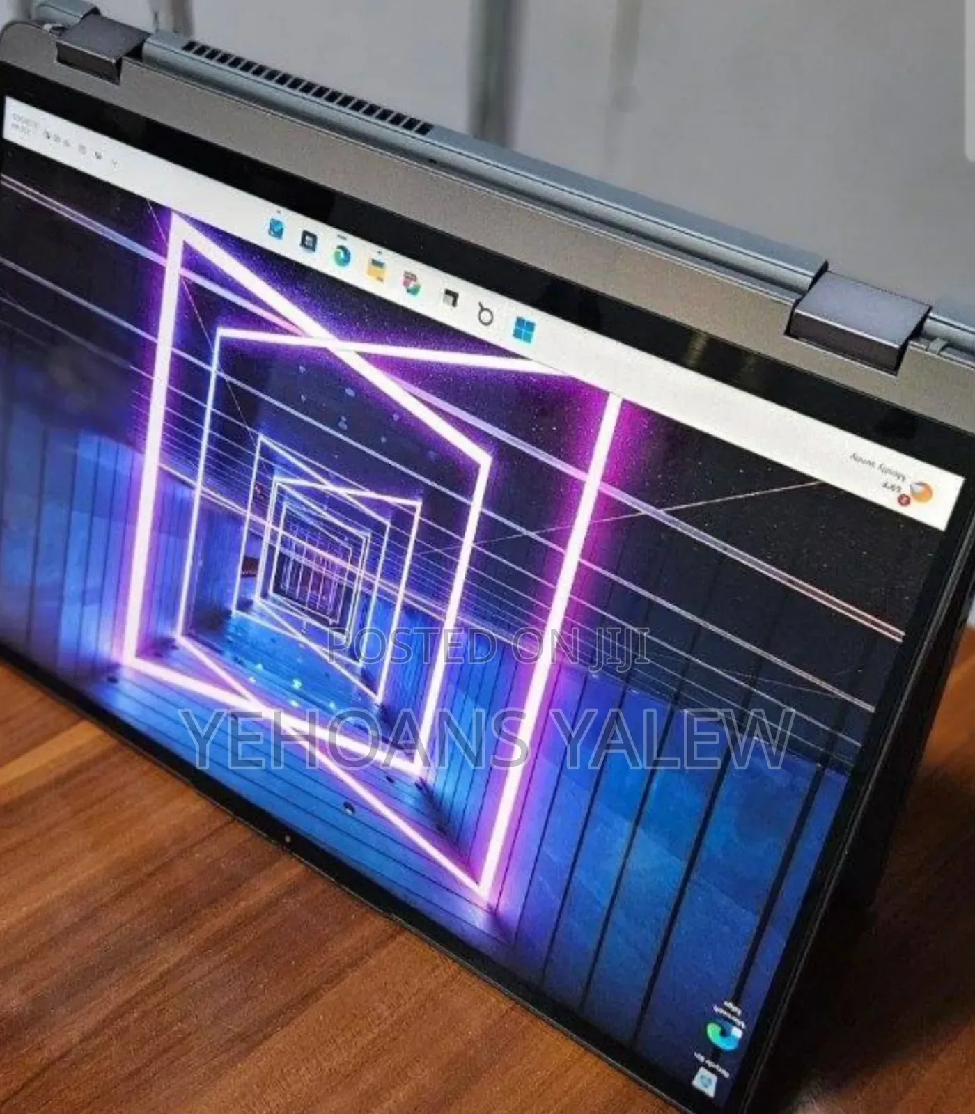 New Laptop Lenovo Yoga 7i 16GB Intel Core I7 SSD 512GB