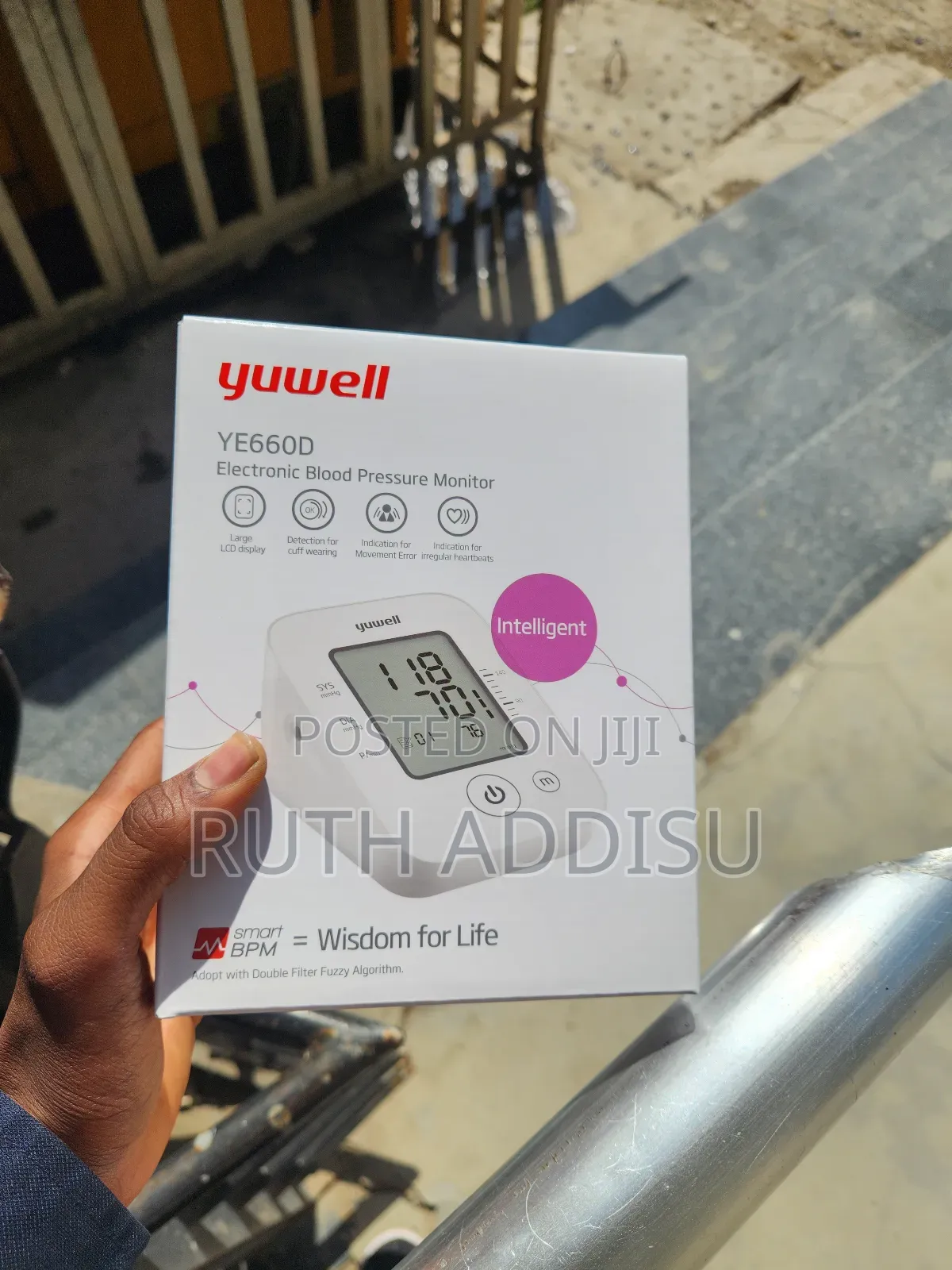 Yuwell Blood Pressure Monitor輕易brand New Blood Pressuer Monitor鳵不bp