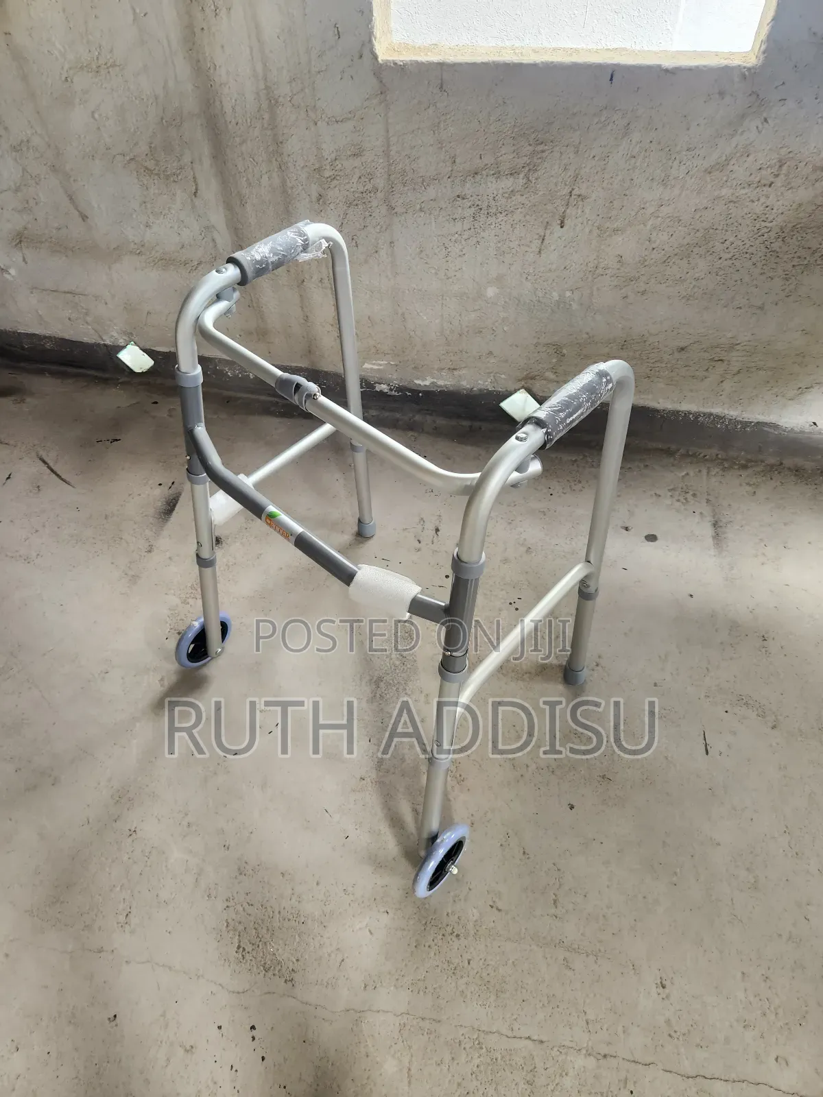 Almunium Stainless Adjustable Walker煞是walker建議medical Walker朱明walker