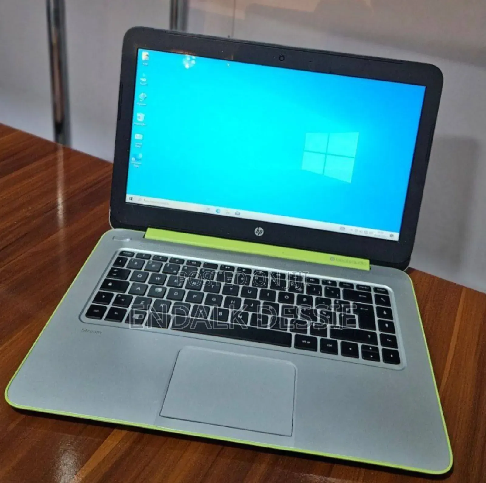 New Laptop HP 2GB SSD 640GB