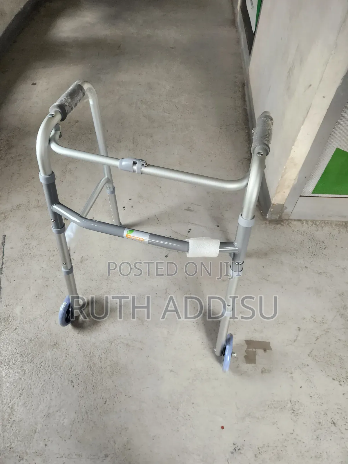 Brand New Foldable Medical Walker孓你brand Walker字樣best Quality Walker