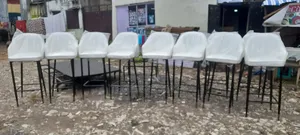 ዘመናዊ ምቹ ወንበሮች