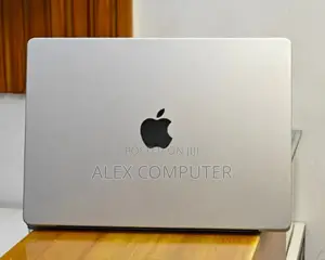 New Laptop Apple MacBook Pro M1 32GB Apple M1 SSD 1T