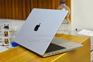 New Laptop Apple MacBook Pro M1 32GB Apple M1 Pro SSD 1T