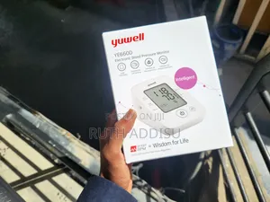 Photo - Digital Blood Pressier Monitor አዲስ የደም ግፊት መለኪያ ዲጂታል Bp Monitor