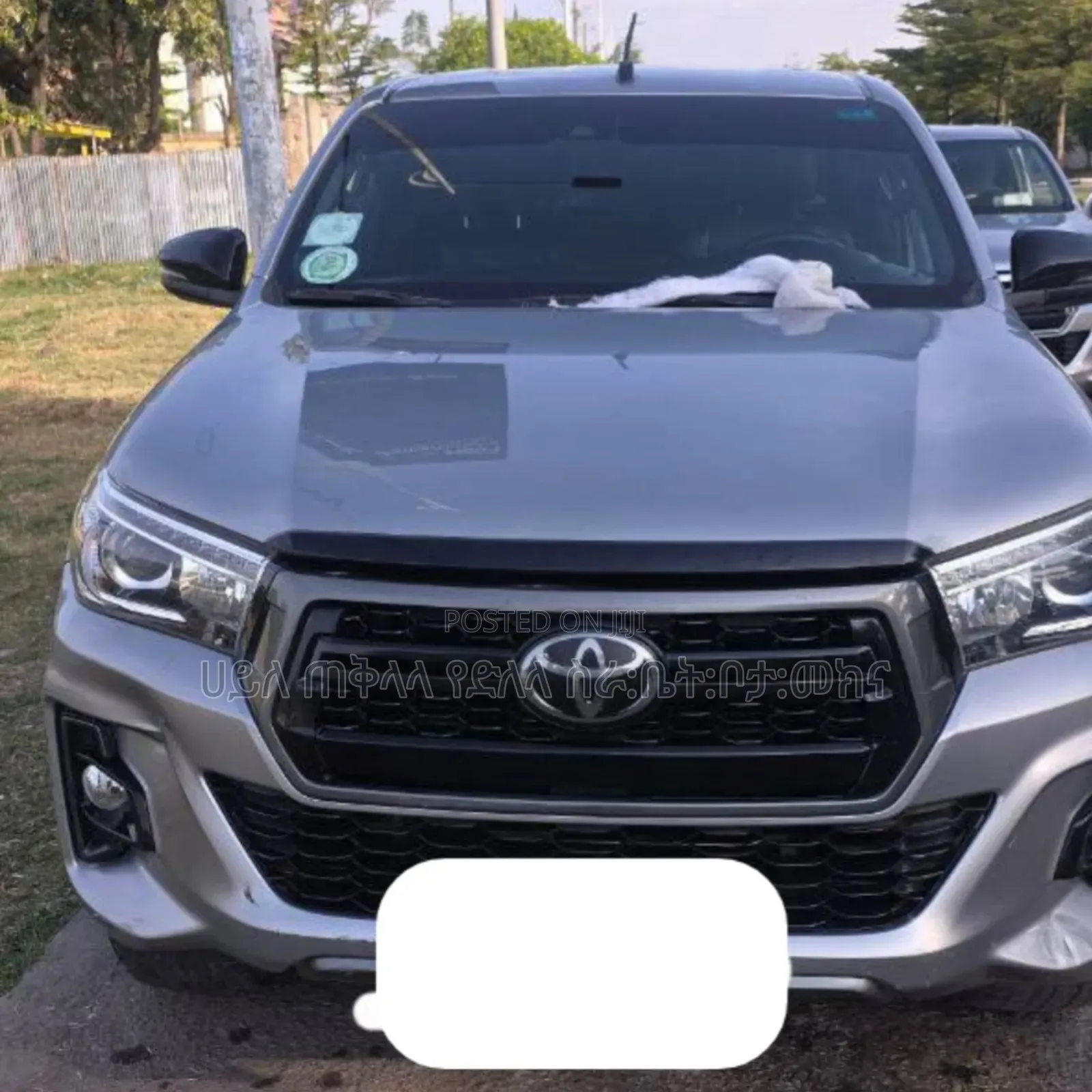 Toyota Hilux 2020 Gray