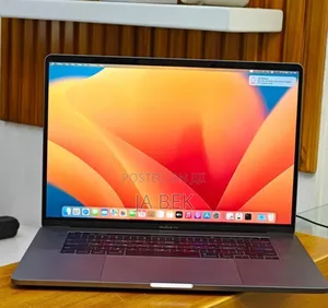 New Laptop Apple MacBook Pro 2019 32GB Intel Core I9 SSD 1T