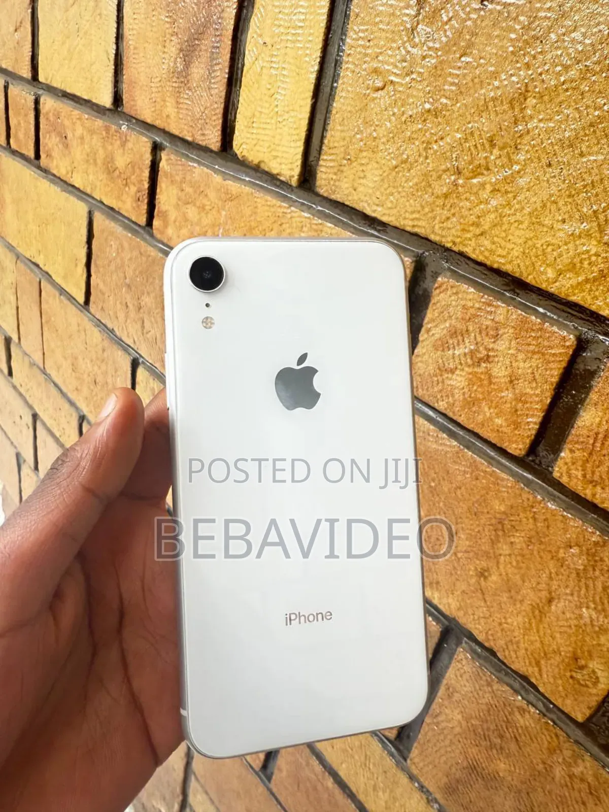 Apple XR 64 GB White