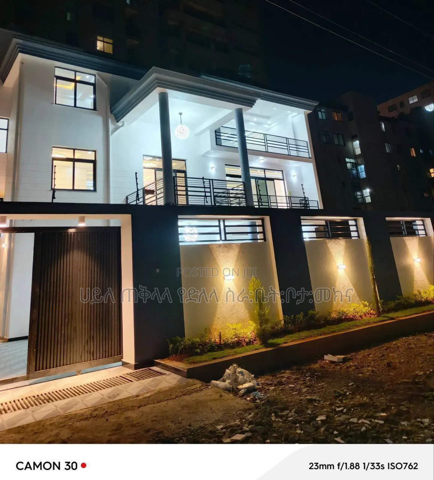 Furnished 9bdrm Townhouse/Terrace in አያት ዞን ኮምፋውንድ ግብ ውስጥ, Yeka