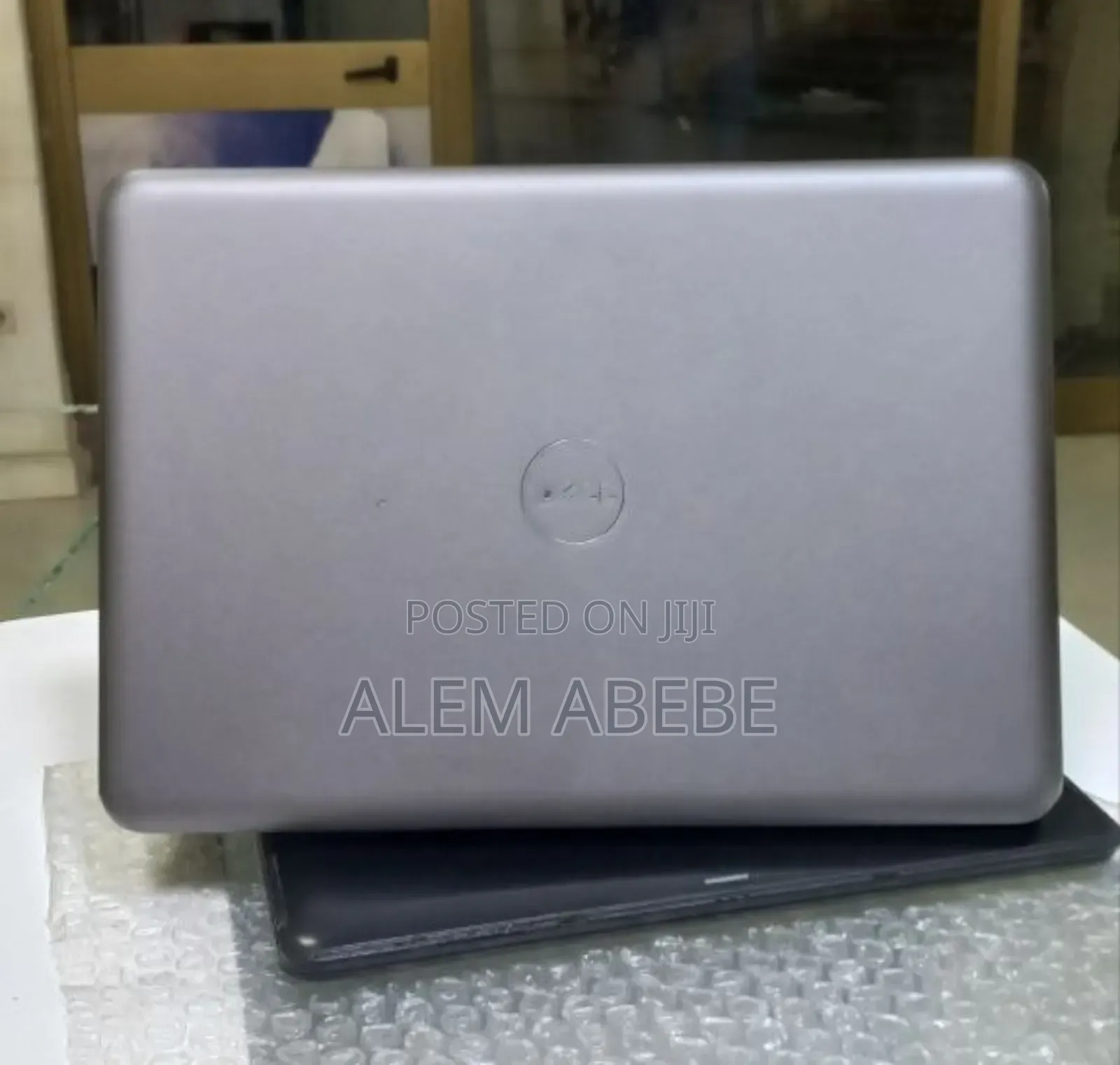 New Laptop Dell Latitude 3390 8GB Intel Core I5 SSD 256GB