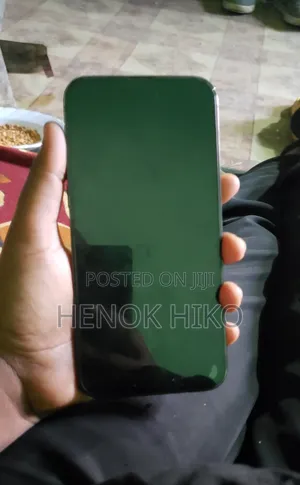 Photo - Apple iPhone 14 Pro Max 256 GB Black