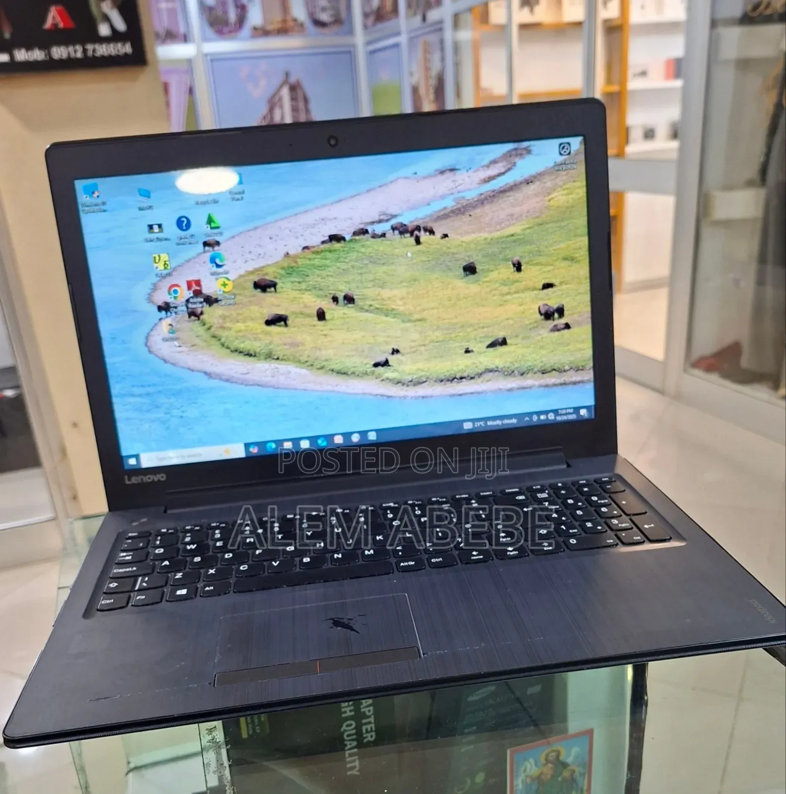 New Laptop Lenovo 8GB Intel Core I7 HDD 1T