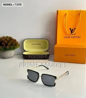Photo - Louis Vuitton 7295 Men's Sunglasses – Gold Black