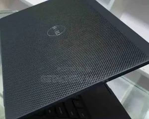 New Laptop Dell Latitude 5310 16GB Intel Core I7 SSD 512GB