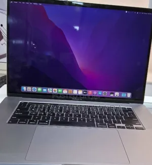 New Laptop Apple MacBook Pro 2019 32GB Intel Core I7 SSD 1T