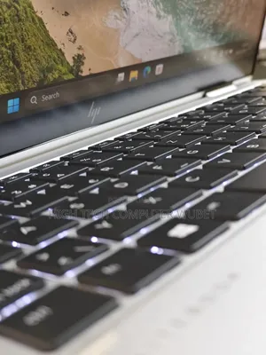 New Laptop HP EliteBook 1030 16GB Intel Core I7 SSD 512GB