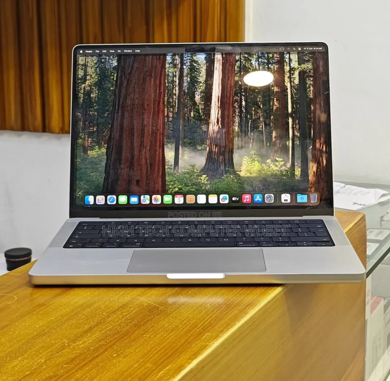 New Laptop Apple MacBook Pro M1 32GB Apple M1 Pro SSD 1T