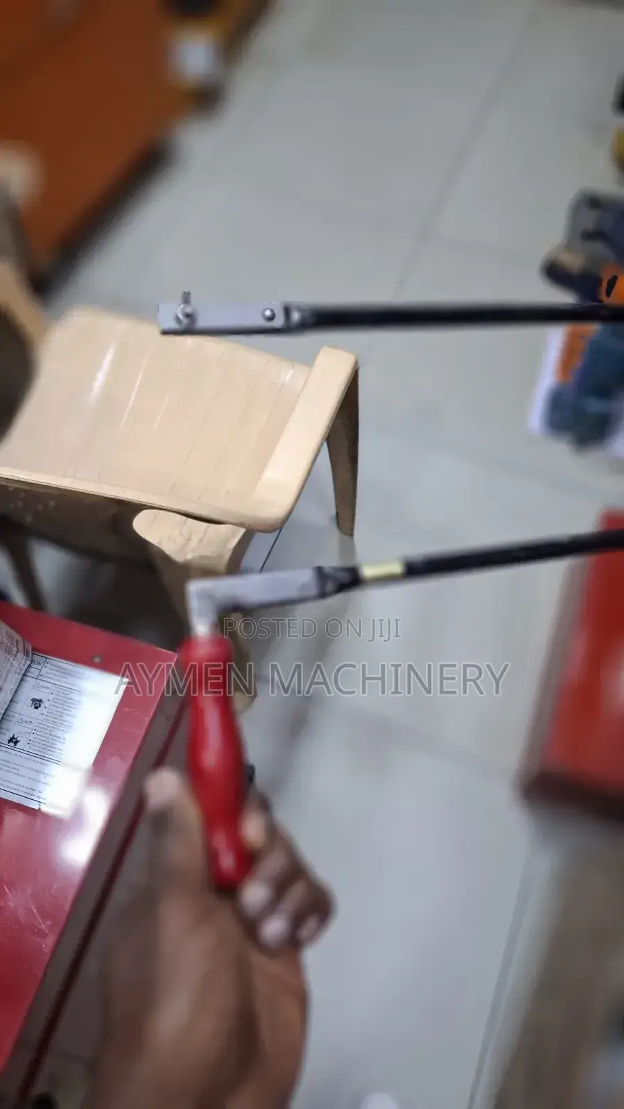 Fretsaw Fretwork የወርቅ መጋዝ