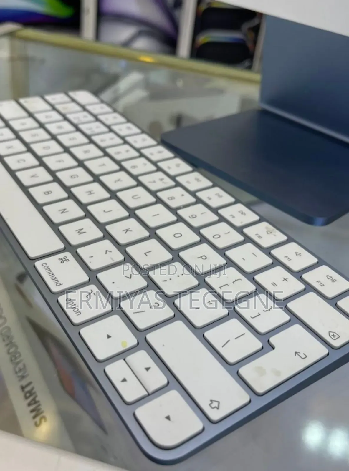 New Laptop Apple MacBook 8GB Intel Core I9 SSD 256GB