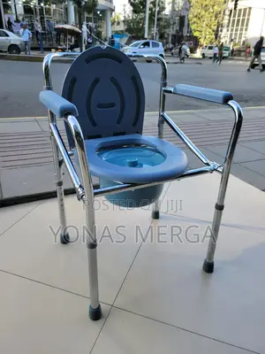 Photo - Imported 3-in-1 Toilet Chair凸琴quality, Robust Commode Chairs雙脅potty