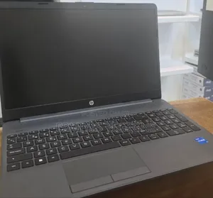 New Laptop HP Stream Notebook 8GB Intel Core i5 SSD 1T