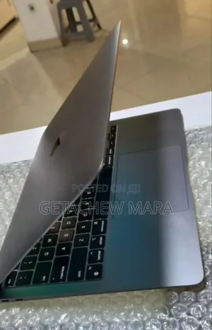 Photo - New Laptop Apple MacBook Pro M1 8GB Intel SSD 256GB