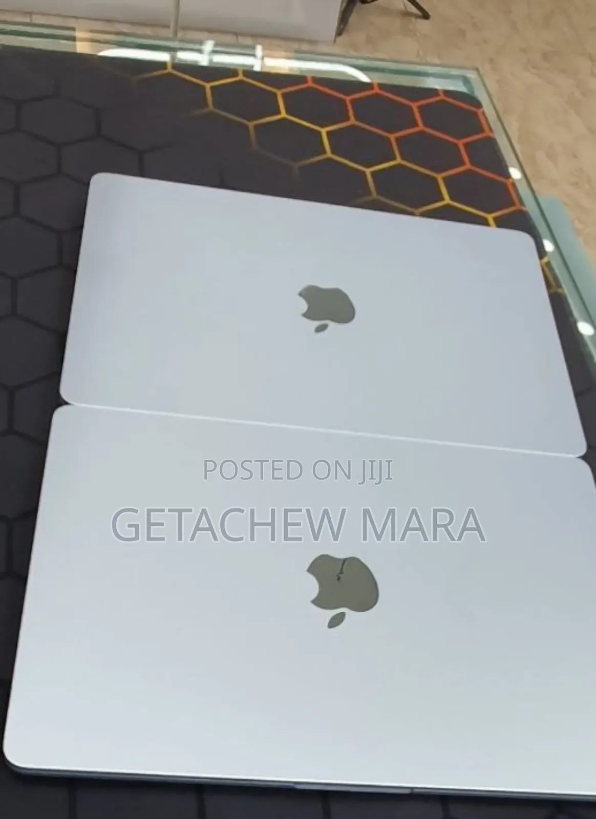 New Laptop Apple MacBook Air 2025 M4 15-Inch 16GB Intel SSD 256GB