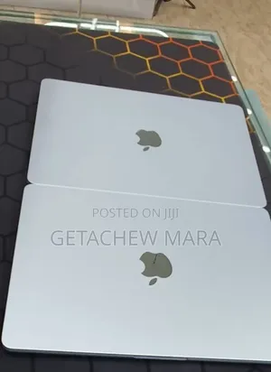 Photo - New Laptop Apple MacBook Air 2025 M4 15-Inch 16GB Intel SSD 256GB