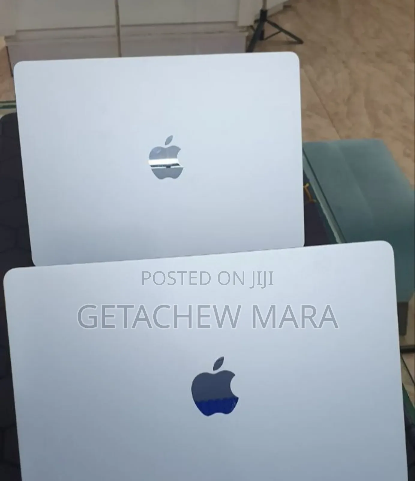 New Laptop Apple MacBook Air 2025 M4 15-Inch 16GB Intel SSD 256GB