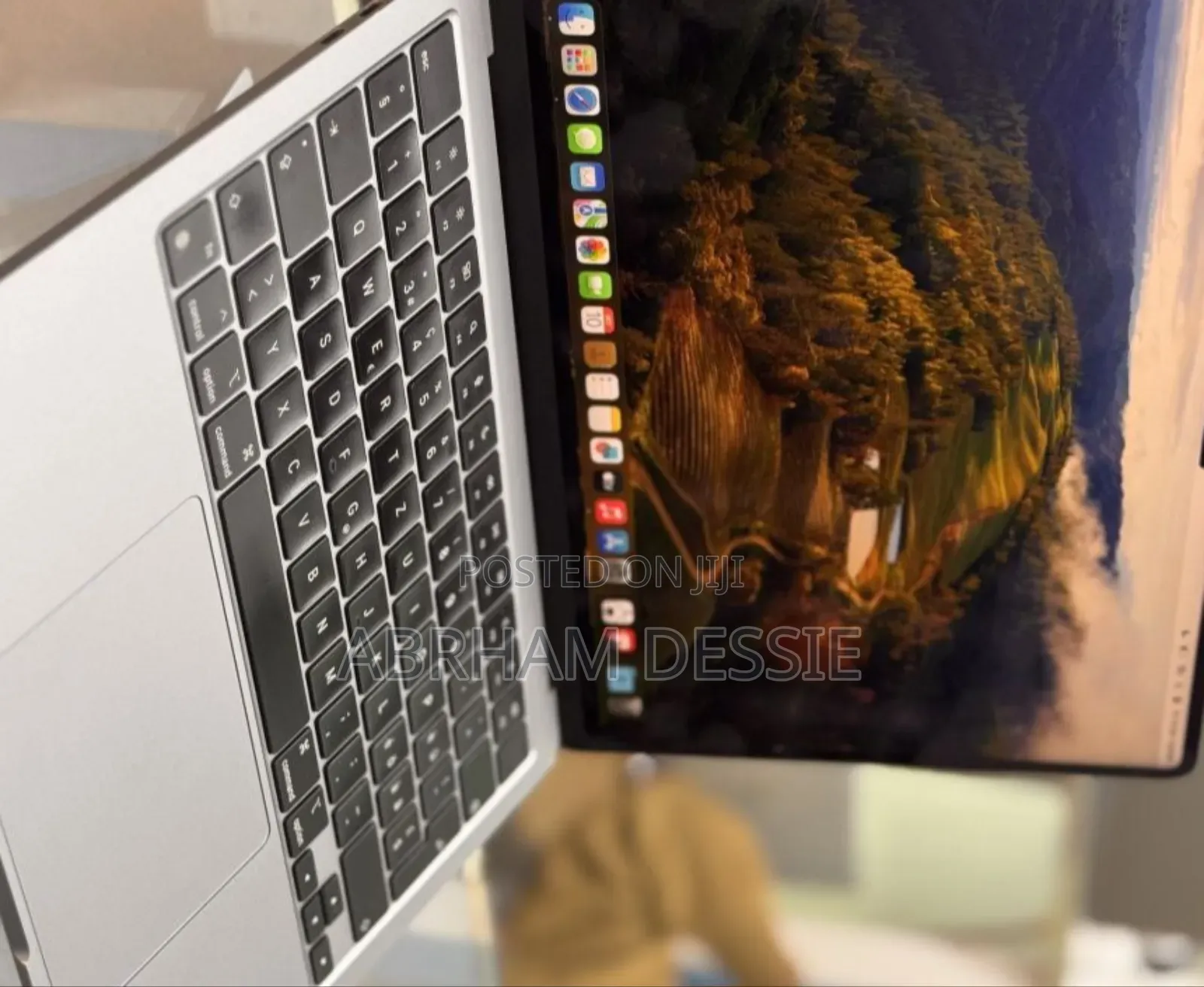 New Laptop Apple MacBook Air 2022 M2 8GB Intel Core M2 SSD 256GB