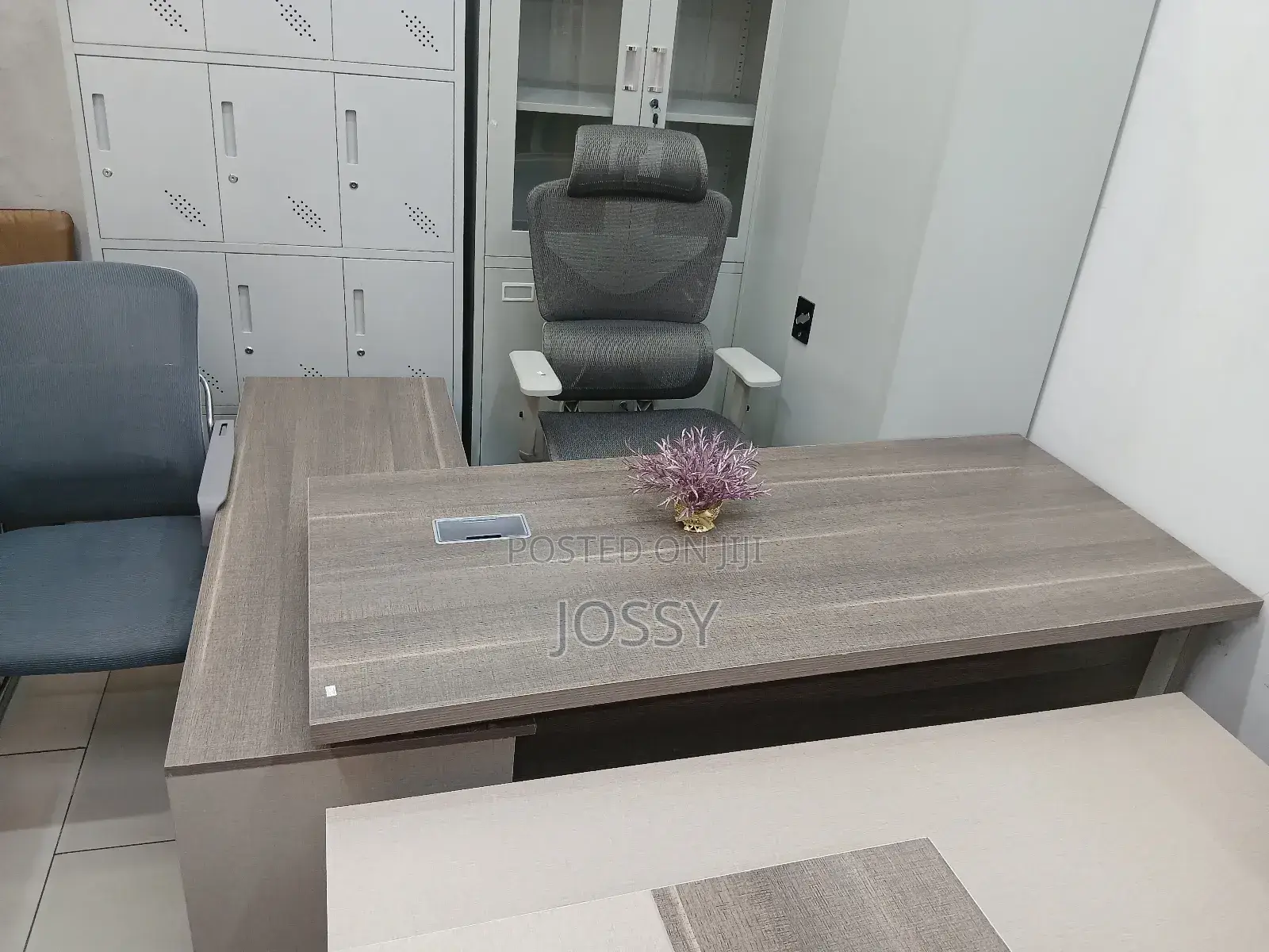 Mangerla Tables