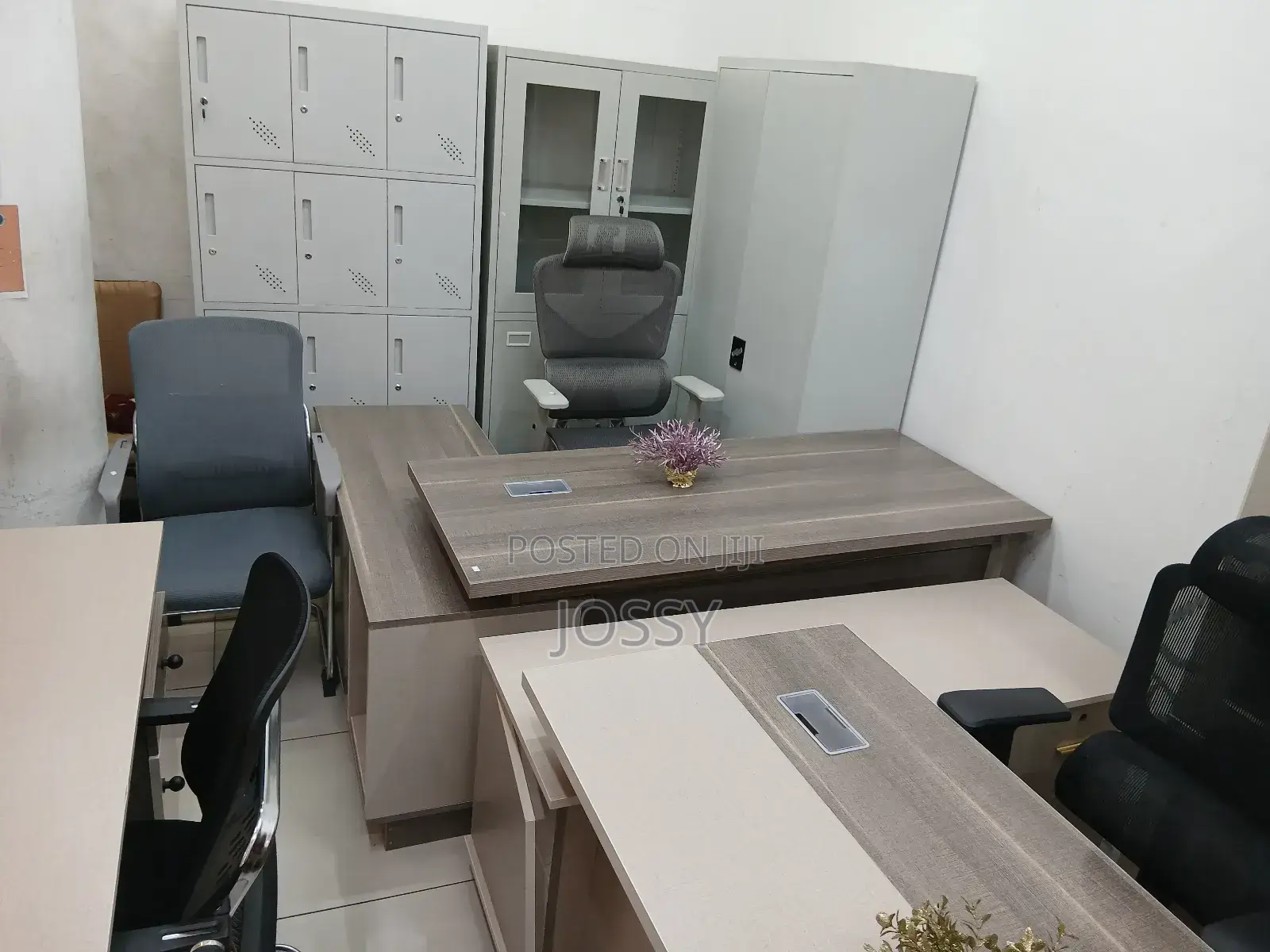 Mangerla Tables
