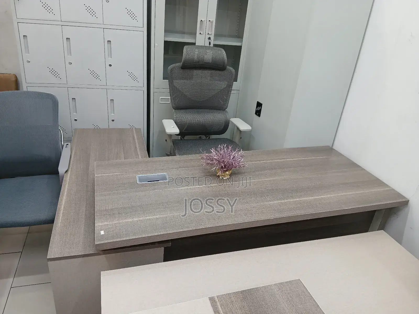 Mangerla Tables