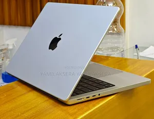 New Laptop Apple MacBook Pro 2021 M1 32GB Apple M1 Pro SSD 1T