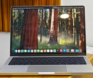 New Laptop Apple MacBook Pro 2021 M1 32GB Apple M1 Pro SSD 1T