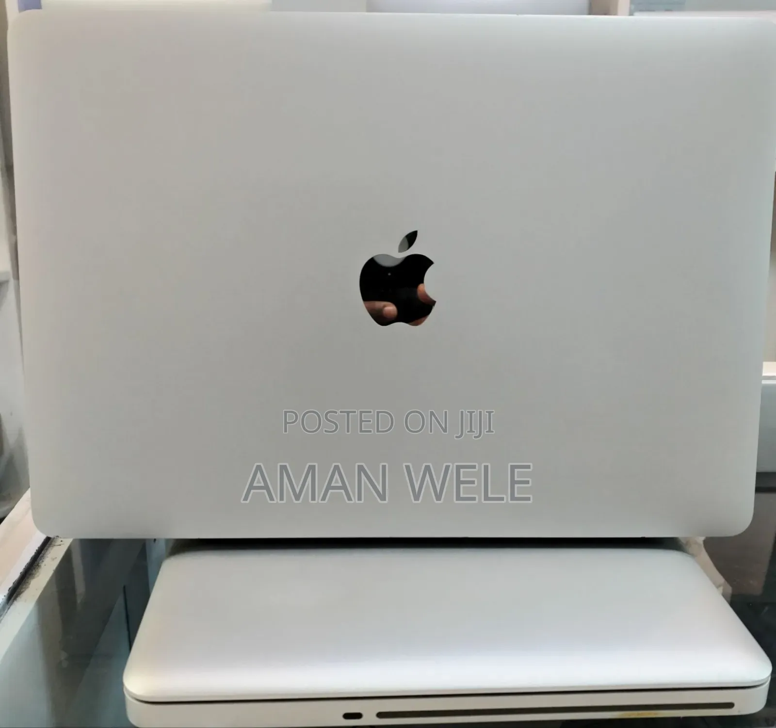 New Laptop Apple MacBook Pro 2020 M1 16GB Apple M1 SSD 512GB