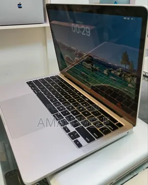 New Laptop Apple MacBook Pro 2020 M1 16GB Apple M1 SSD 512GB