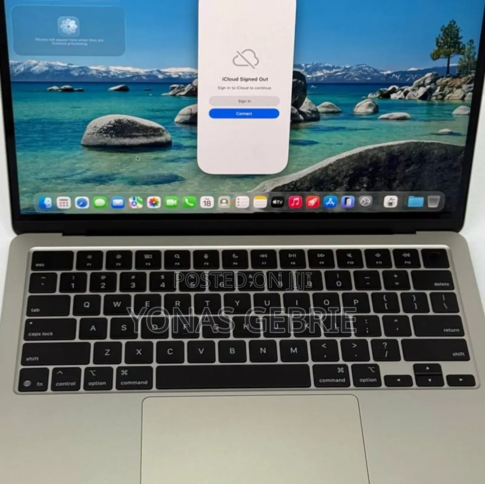New Laptop Apple MacBook Air 2025 M4 13-Inch 16GB Apple M4 SSD 256GB