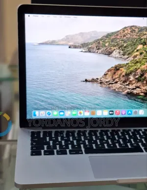 New Laptop Apple MacBook Pro 2014 8GB Intel Core i7 SSD 256GB