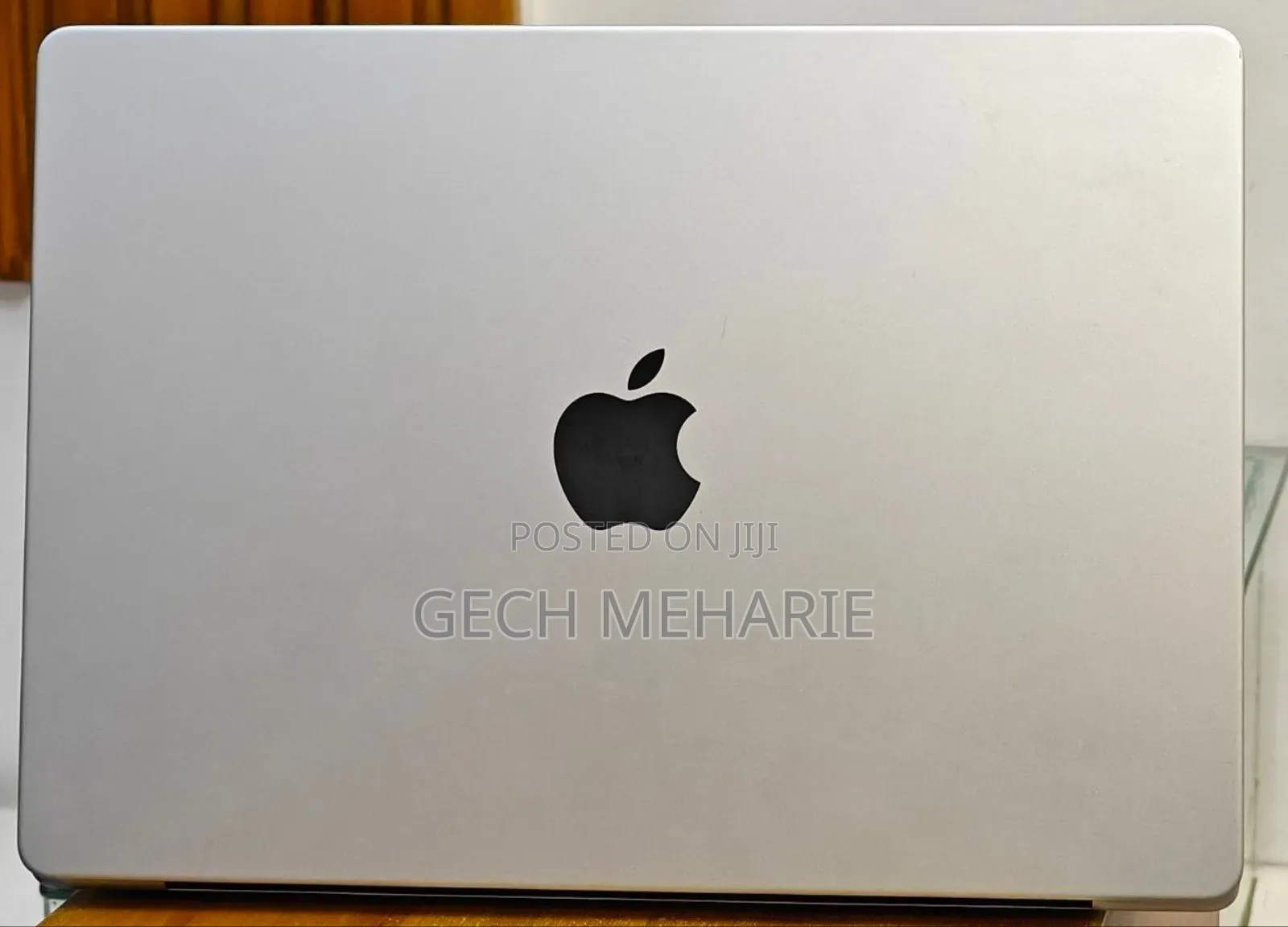 New Laptop Apple MacBook Pro 2021 M1 32GB Apple M1 Pro SSD 1T