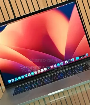 New Laptop Apple MacBook Pro 2019 16GB Intel Core I9 SSD 512GB